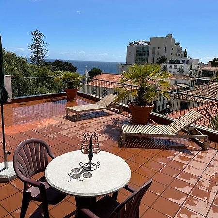 Casino Villa With Sea View 푼샬 외부 사진