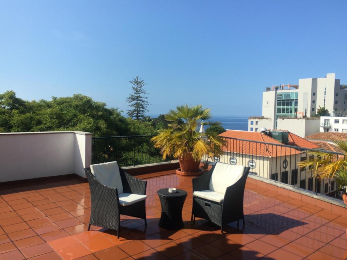 Casino Villa With Sea View 푼샬 외부 사진