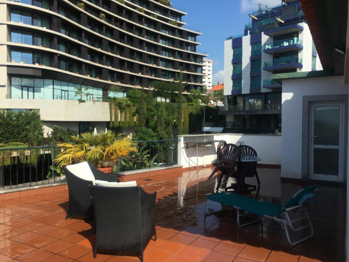 Casino Villa With Sea View 푼샬 외부 사진