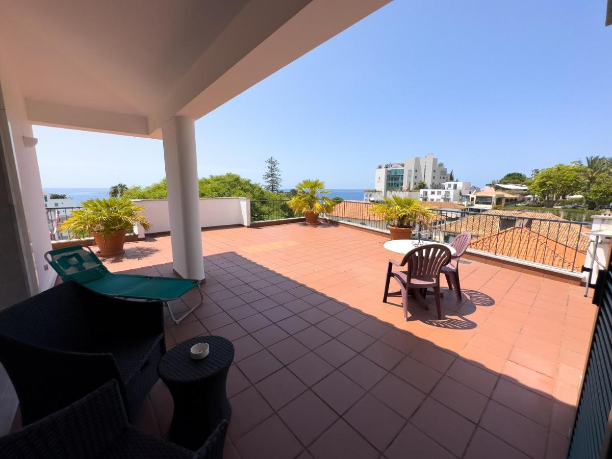 Casino Villa With Sea View 푼샬 외부 사진